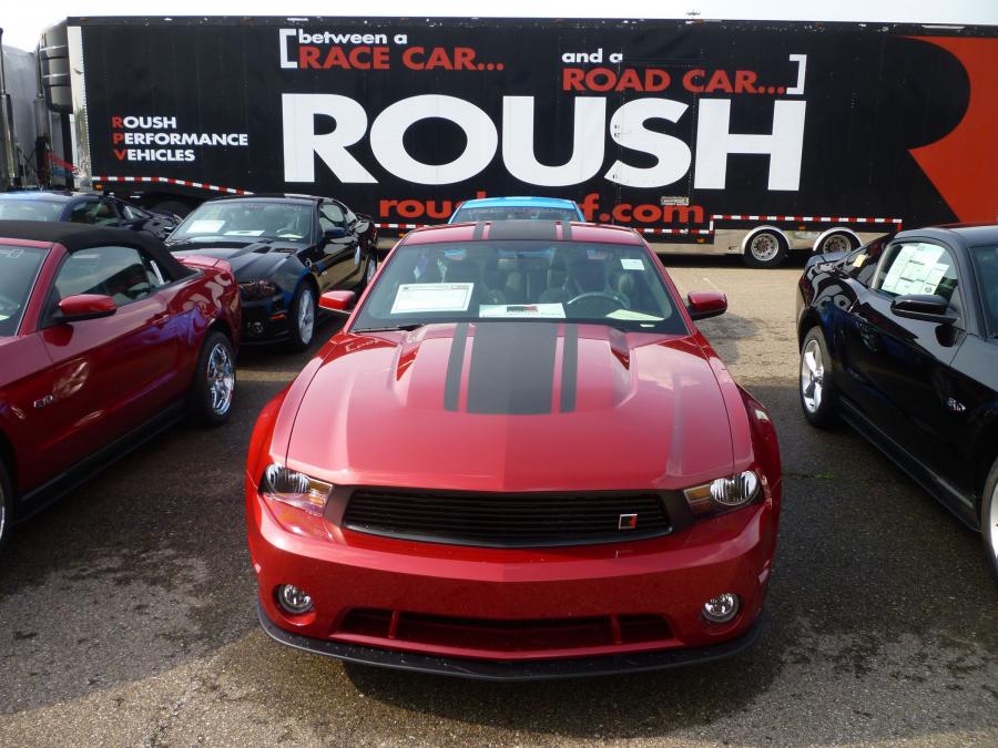  Ford Mustang Sport by Roush 2011 года  (фото 2 из 2)
